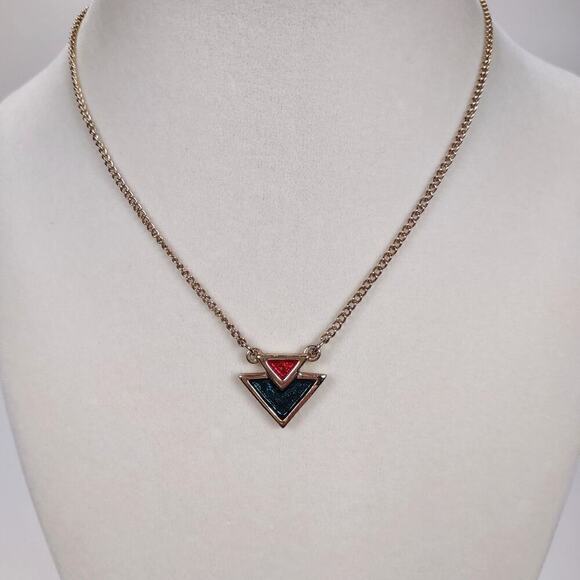 Vintage Gold Tone Sarah Coventry Green And Red Triangle Enamel 15" Necklace - Picture 1 of 8